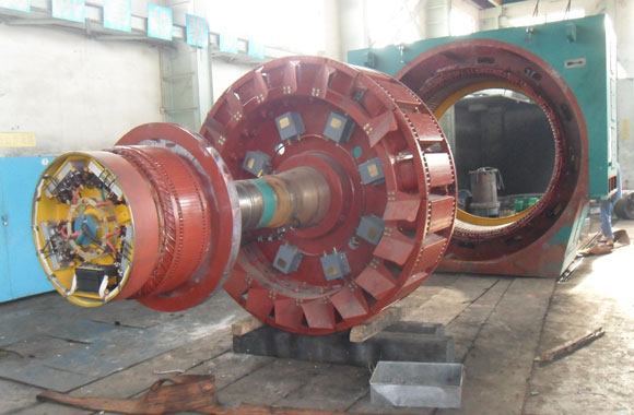 石化厂3000KW同步空压机电机维修