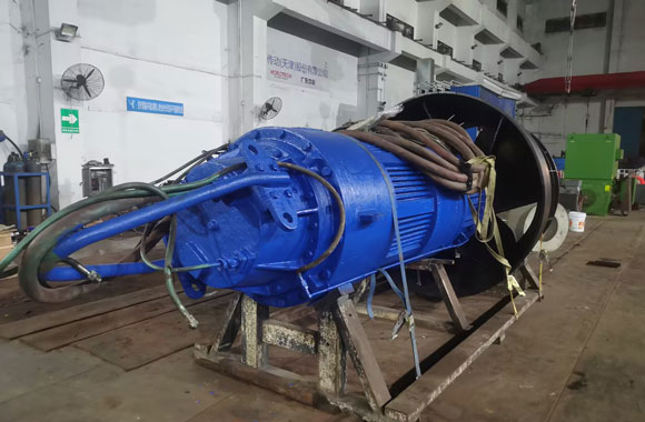 700KW-KV潜水泵维修